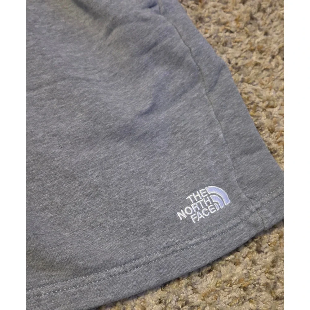 The North Face Elastic Waistband Athletic Shorts Men's Size Medium Gray